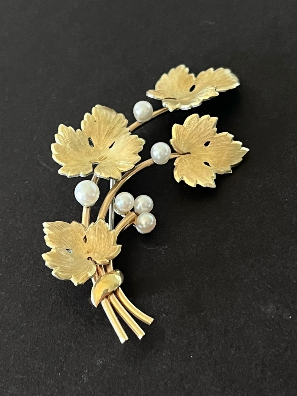 Vintage Krementz Gold Filled Leaf Brooch Cultured Pearls Signed Floral Pin